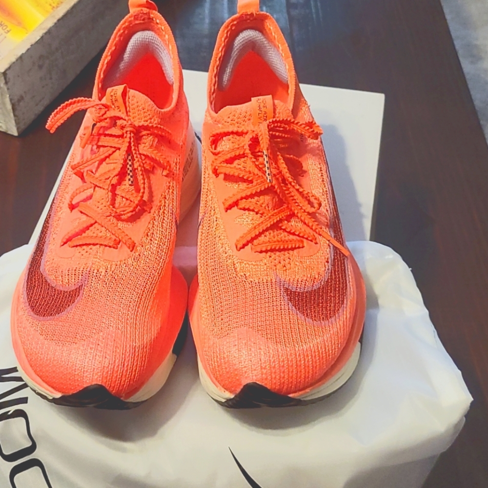 Air Zoom Nike running shoe